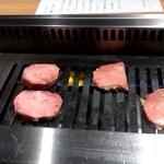 すすきの焼肉きらく - 