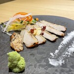 野菜巻き串・直送鮮魚の個室居酒屋 SHIKIBU - 神威豚のグリル
