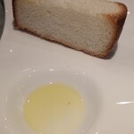 restaurant Et ... - このパンも美味しかった 生クリームの味で優しい甘さ