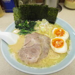 寺田家 - ラーメン(並) 800円 味付玉子 80円