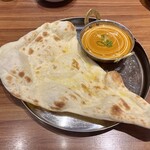 タージマハルエベレスト - ナンはでっかいわん