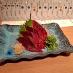 気分屋 うめ吉 - ミンククジラ　赤身の刺身