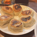 でっかい餃子 曽さんの店 - 