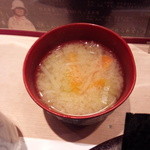 意気な寿し処阿部 - ランチセットのお味噌汁