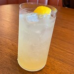 PIZZERIA IL VICOLO - “ボタニィ”レモンサワー@¥750