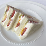 ワイン＆ダイニング デーメテール - 