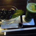 茶寮 宝泉 - わらびもち1,100円　冷抹茶700円