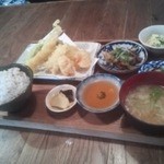 CAZI CAFE - 天ぷら定食