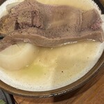 大宮牛タンいろ葉 - 箸で切れる柔らかさ