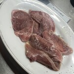 焼肉宝来軒 - 豚タン