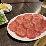 肉処 でべそ - ねぎ塩タン2人前