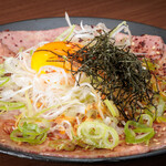 焼肉 鉢屋 - 料理写真:とろける極ユッケ