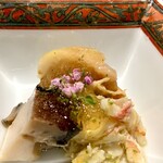 かねき - 白イチジクの酒蒸し、落花生味噌、千葉県産鮑、北海道噴火湾毛ガニ