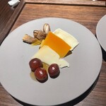 Crossroads Kitchen - 