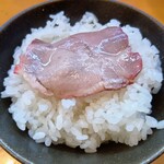 支那そば うみ - ペラペラ焼豚オンザライス