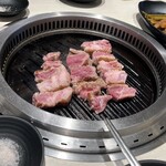 Jukusei Niku Senmon Ten Yopu no O Buta Shio Yaki Kichijoji Ten - 