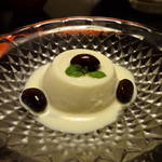 とうふ屋うかい - 豆乳のブラマンジュ