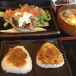 タウエモン - みそ焼きおにぎりのランチセット
            一つは、岩出山のよっちゃんなんばん