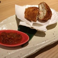 個室と地肴 北新地 心屋 本通り店 - クリームコロッケ