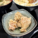 この街の食堂 - 唐揚げ ¥180