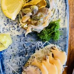 魚三酒場 富岡店 - 肝付きあわび