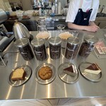 JÉRÔME KISSA CAFÉ - 