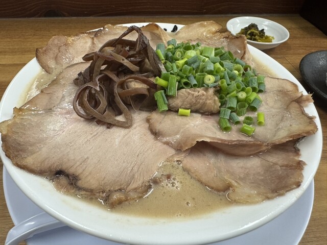魂の豚骨！「魂龍」』by New3000world（Sad） : 豚骨らーめん 魂