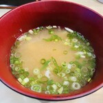 花園　いさみ鮨 - 味噌汁