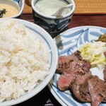 仙台牛たん 青葉 - 料理写真: