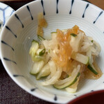 丸清食堂 - クラゲときゅうりの酢の物