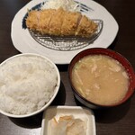 とんかつ 王龍 - 