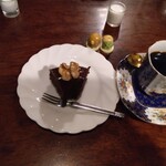 シティーライト - ガテマラ　　ノアケーキ　すみっコとんかつ　ぺんぎん？