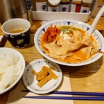 ごちとん - 辛味噌チゲ豚汁定食(しっかり)