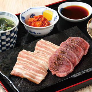 焼肉ホルモンおいで屋_0