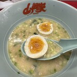 ラーメン 山岡家 - 