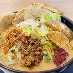 麺場 田所商店 - 北海道味噌チャーシュー麺+野菜盛り (辛味噌添え)