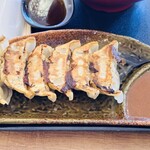 麺場 田所商店 - 餃子6個