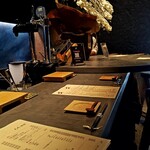 立ち喰い鮨 人人 - カウンター