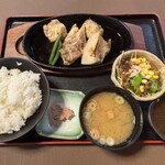 北かつまぐろ屋 - 料理写真:かまトロステーキ定食＋ミニツナサラダ