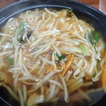 中華食堂 悟楼 - 料理写真:あんかけもやしラーメン