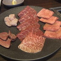 焼肉うしごろ 銀座並木通り店 - 