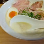 鶏か鶏以外か - 