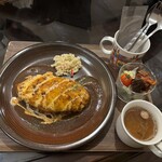 カフェテリア ボストン - 料理写真:デミオムライスランチセットの全貌(//∇//)
