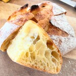 プティ・グーテ - 北海道ｺｰﾝｸﾞﾘｯﾂのリュスティック 360円