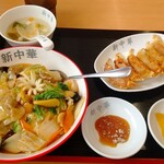 新中華 - 料理写真: