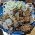 ナカガワ☆スエ食堂 - 絶品の生姜タレがたっぷり絡んだ豚肉と玉ねぎは反則です(笑)
