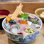 ひろ鮨 - 料理写真:あじいわし丼