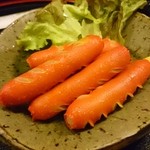 養老乃瀧 - 赤ウインナー焼き。
