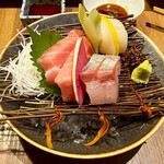 おもてなしとりよし - 「刺身三点盛り」