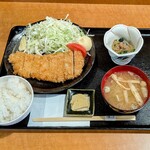 茶寮 ふ川 - 道産豚のとんかつ膳